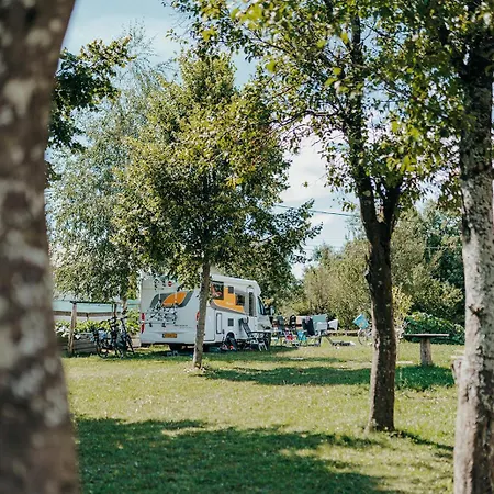 Ds 홀리데이파크 *